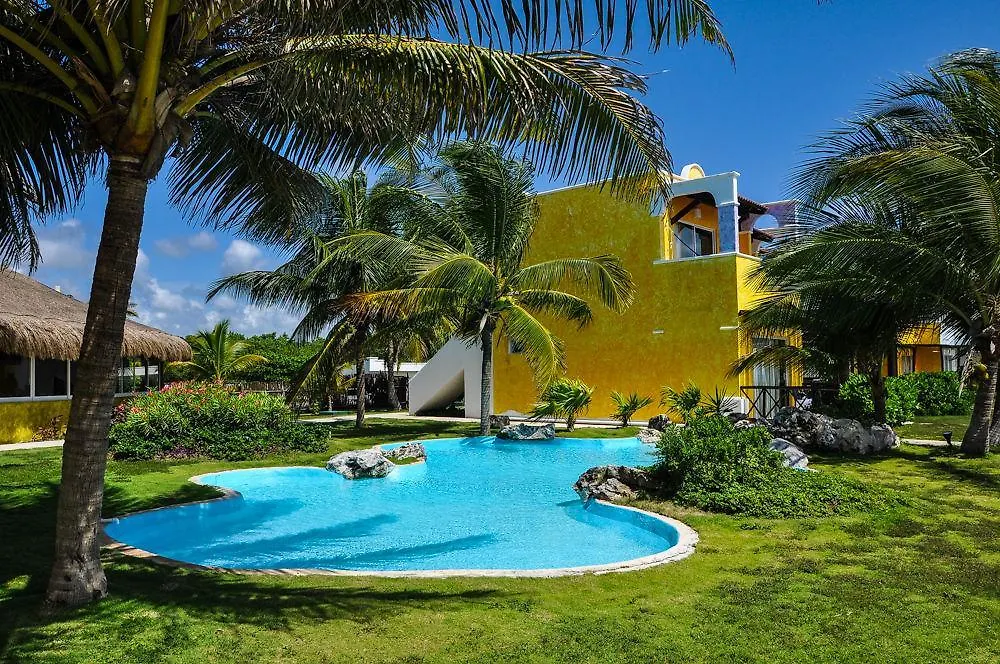 Hotel Pavoreal Beach Resort Tulum